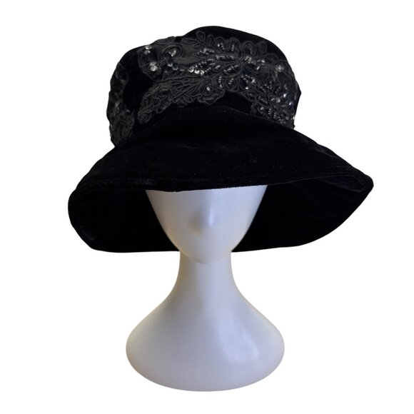 Black Velvet Bucket Hat With Decorative Lace & Beading Design For Women - Picture 1 of 6